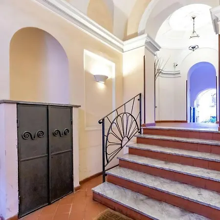 Lovely Ground Floor Colosseo Wi-fi Ac רומא