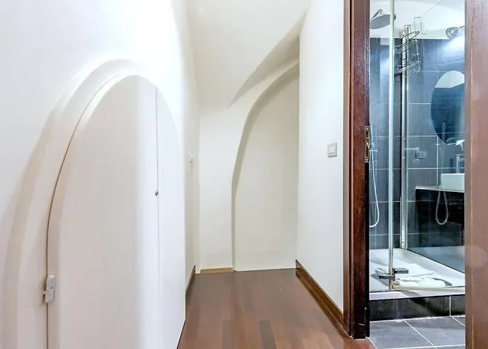 Lovely Ground Floor Colosseo Wi-fi Ac *