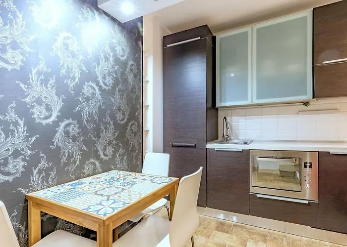 Apartman Lovely Ground Floor Colosseo Wi-fi Ac *