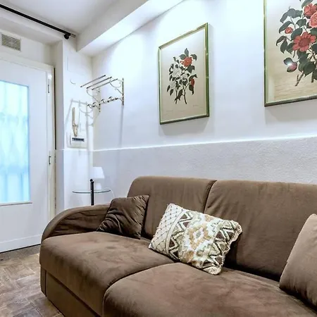 Lovely Ground Floor Colosseo Wi-fi Ac Apartment