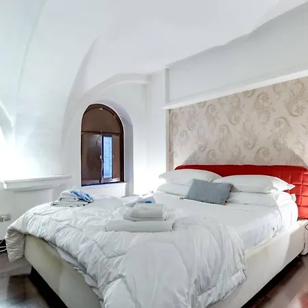 Lovely Ground Floor Colosseo Wi-fi Ac Apartment