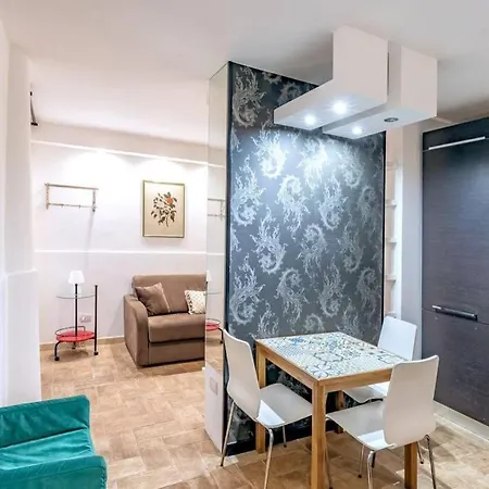 Apartment Lovely Ground Floor Colosseo Wi-fi Ac