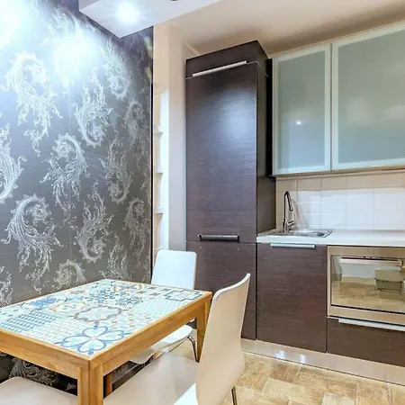 Apartment Lovely Ground Floor Colosseo Wi-fi Ac *